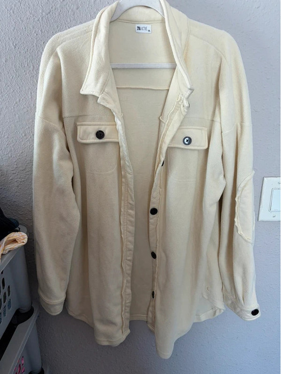 Zyia Active Jackets & Blazers - Zyia Active cream shacket size XXL. Some wear